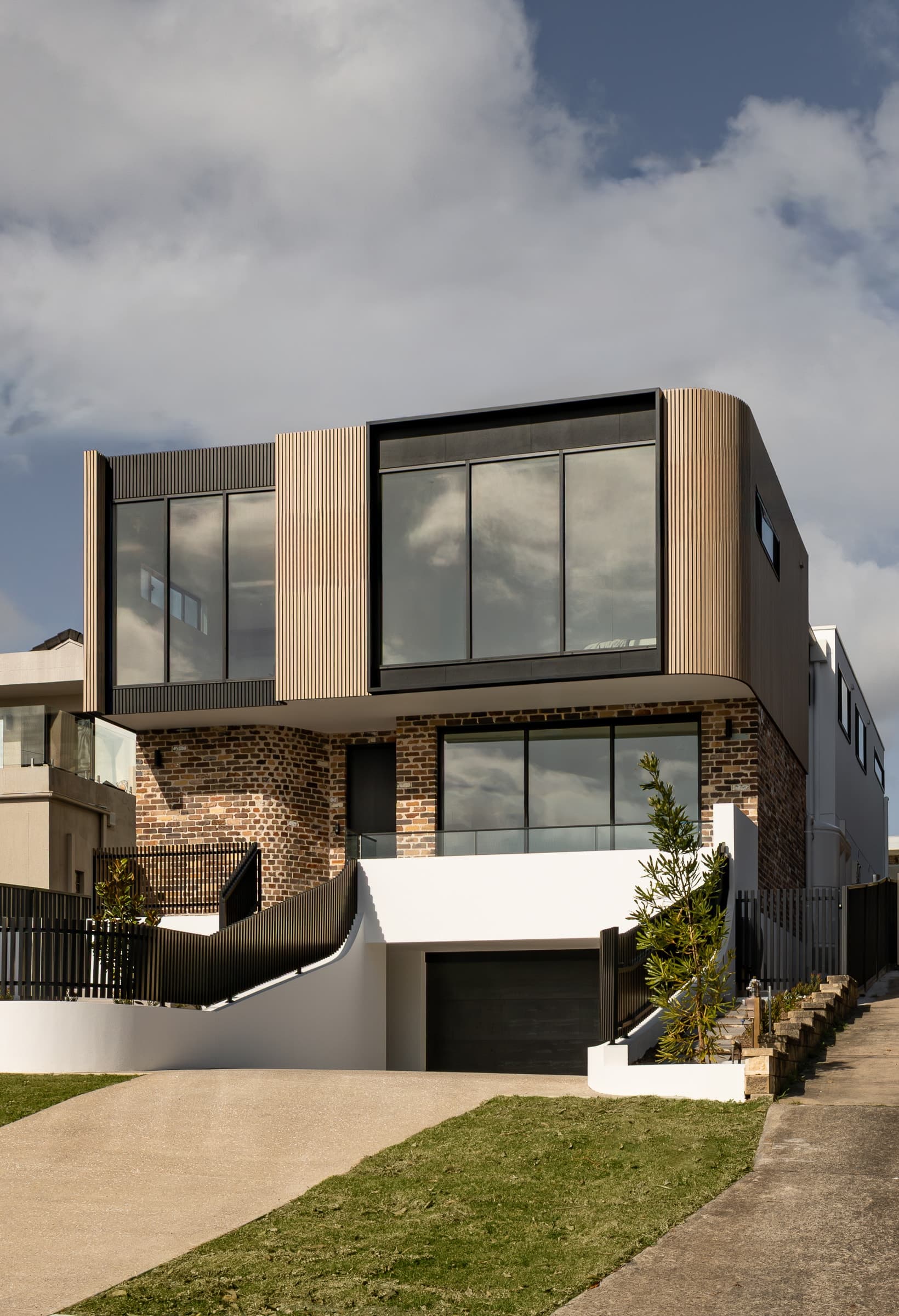 Belgrave Esplanade, exterior